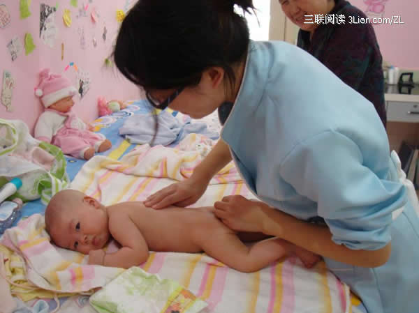 脑瘫的早期症状婴儿图_婴儿的早期教育
